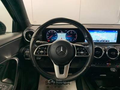 Mercedes-Benz Classe A A 180 d Premium StraFull Automatico Nero usata Qualiano