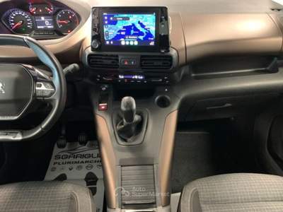 Peugeot Rifter 7 POSTI GT Line 1.5 BlueHDi Standard Bianco usata Qualiano