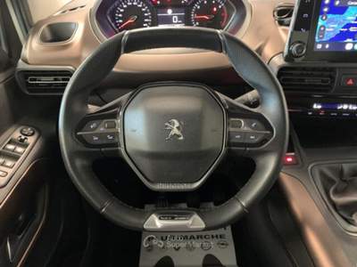Peugeot Rifter 7 POSTI GT Line 1.5 BlueHDi Standard Bianco usata Qualiano