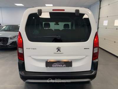 Peugeot Rifter 7 POSTI GT Line 1.5 BlueHDi Standard Bianco usata Qualiano