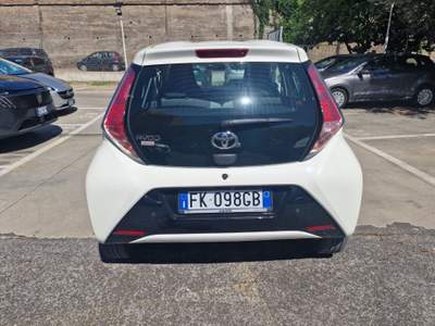Toyota Aygo X Aygo 5p 1.0 x-cite m-mt Bianco usata ROMA