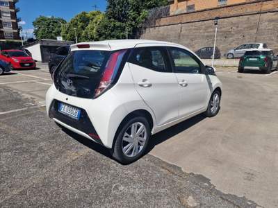 Toyota Aygo X Aygo 5p 1.0 x-cite m-mt Bianco usata ROMA