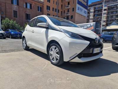 Toyota Aygo X Aygo 5p 1.0 x-cite m-mt Bianco usata ROMA