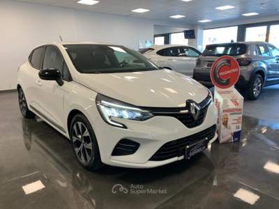 Renault Clio 1.5 Blue dCi Initiale Paris 5 Porte Bianco usata Qualiano