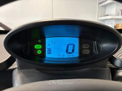 Renault Twizy 45 Intens Elettrica 125 CC Bianco usata Qualiano