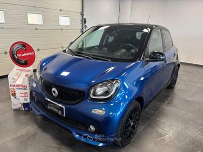 Smart ForFour 70 1.0 Automatico Tetto Supertech Edition Twinamic Blu/Azzurro usata Qualiano