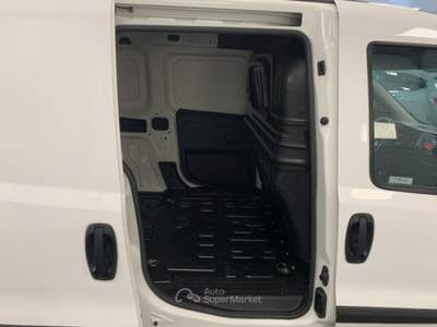 Fiat Doblò Doblo 1.4 Metano 3 Posti Natural Power Cargo Bianco usata Qualiano