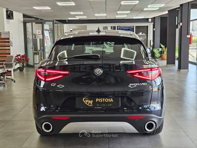 Alfa Romeo Stelvio Alfa Romeo Stelvio 2.2 t Business Q4 190cv auto Nero usata Pistoia