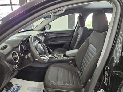 Alfa Romeo Stelvio Alfa Romeo Stelvio 2.2 t Business Q4 190cv auto Nero usata Pistoia