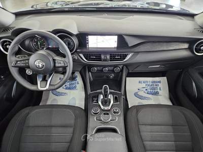 Alfa Romeo Stelvio Alfa Romeo Stelvio 2.2 t Business Q4 190cv auto Nero usata Pistoia