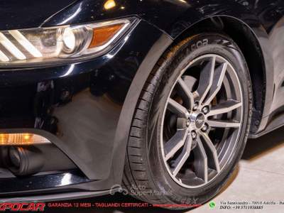 Ford Mustang Convertible 2.3 EcoBoost aut. Nero usata Adelfia