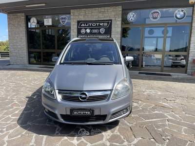 Opel Zafira 1.9 TDCI COSMO NEO PATENTATI Grigio usata Perugia