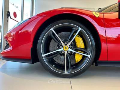 Ferrari 296 3.0 GTB Rosso usata Venaria Reale