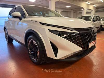 Nissan Qashqai PRONTA CONSENGA BIANCO PERLA / GRIGIO E ARGENTO Bianco usata Roma