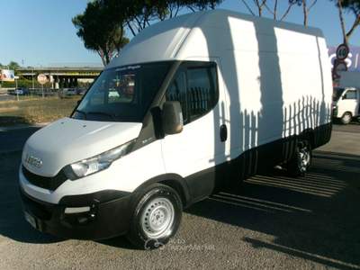 Iveco Daily 35S13 2.3 130CV E5 FURGONE P.3520 H3 Bianco usata Giugliano in Campania