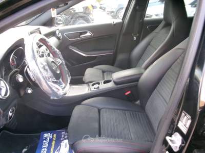 Mercedes-Benz Classe A A 200d 2.2 136CV E6B PREMIUM PACK 4 MATIC AUTOMATICA Nero usata Giugliano in Campania