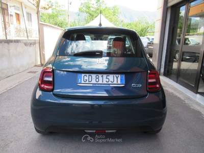 Fiat 500 500e Berlina 42 kWh La Prima Blu/Azzurro usata Striano