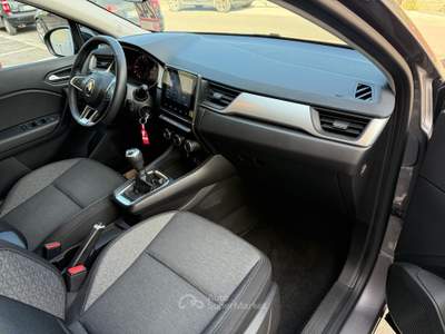 Renault Captur RENAULT CAPTUR 1.0 BENZ 90CV 2023 SOLI 46000 KM Grigio usata Dugenta