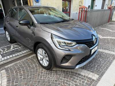 Renault Captur RENAULT CAPTUR 1.0 BENZ 90CV 2023 SOLI 46000 KM Grigio usata Dugenta