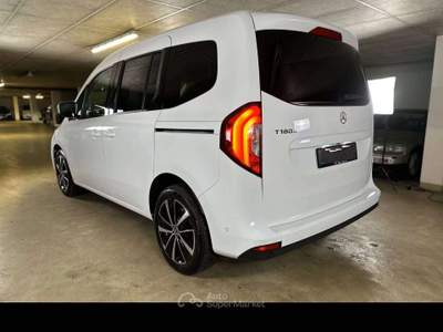 Mercedes-Benz Classe T Classe T Long 180d Sport auto Bianco usata Mezzocorona