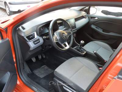 Renault Clio Clio V 2023 1.0 sce Evolution 65cv Arancione usata Treviglio