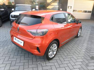 Renault Clio Clio V 2023 1.0 sce Evolution 65cv Arancione usata Treviglio