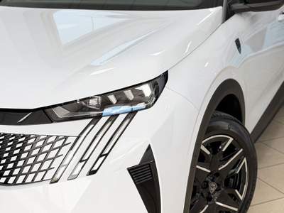 Peugeot 3008 Hybrid 136 e-DCS6 GT Bianco usata San Felice a Cancello