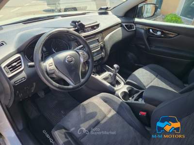 Nissan Qashqai 1.5 dci Acenta 110cv Bianco usata vicenza