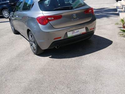 Alfa Romeo Giulietta Distinctive Grigio usata Pignataro Interamna