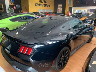 Ford Mustang Fastback 5.0 V8 Dark Horse "Manuale" Full Nero usata Rho