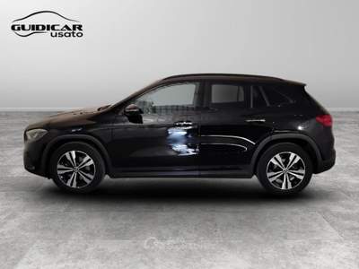 Mercedes-Benz GLA 180 D Progressive Advanced Plus 8G-DCT Nero usata Lucca