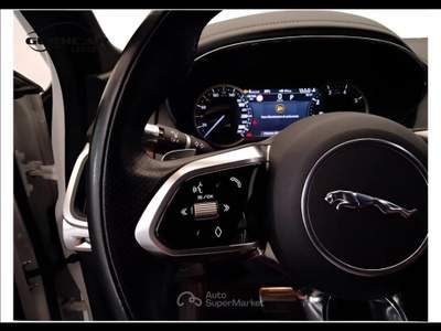 Jaguar E-Pace 1.5 P160 SE FWD Auto Bianco usata Lucca