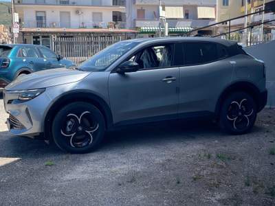 Alfa Romeo Junior Alfa Romeo Junior Hybrid 1.2 145 Cv Sprint Grigio usata Mondragone