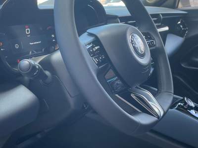 Alfa Romeo Junior Alfa Romeo Junior Hybrid 1.2 145 Cv Sprint Grigio usata Mondragone