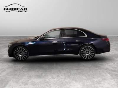 Mercedes-Benz Classe E 220 d AMG Line Premium 9G-Tronic Nero usata Lucca