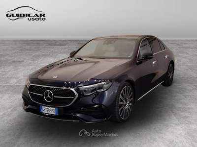 Mercedes-Benz Classe E 220 d AMG Line Premium 9G-Tronic Nero usata Lucca