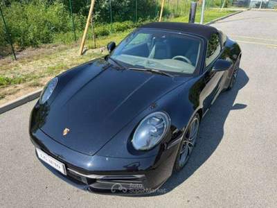 Porsche 911 992 Targa 3.0 4 * NAZIONALE * 1 proprietario Nero usata Banchette