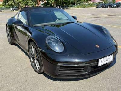 Porsche 911 992 Targa 3.0 4 * NAZIONALE * 1 proprietario Nero usata Banchette