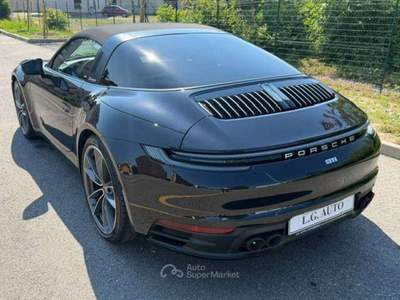 Porsche 911 992 Targa 3.0 4 * NAZIONALE * 1 proprietario Nero usata Banchette