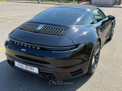 Porsche 911 992 Targa 3.0 4 * NAZIONALE * 1 proprietario Nero usata Banchette