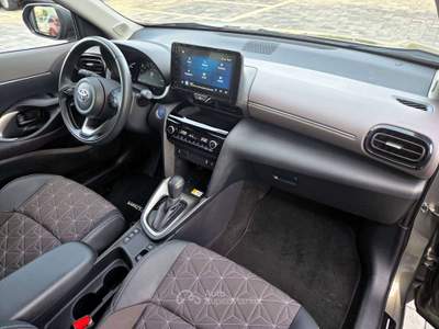 Toyota Yaris Cross Yaris Cross  1.5h Lounge fwd 116cv e-cvt Verde usata Pescantina