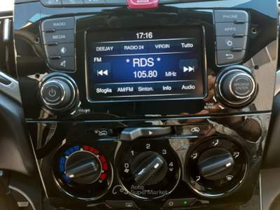 Lancia Ypsilon 5 porte GPL Ecochic Gold Beige usata Vado Ligure