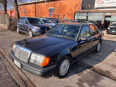Mercedes-Benz Classe E 2.0 benzina/GPL 90 KW Grigio usata Inzago