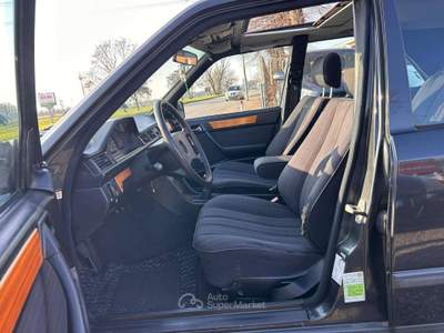 Mercedes-Benz Classe E 2.0 benzina/GPL 90 KW Grigio usata Inzago