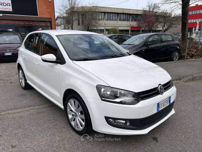 Volkswagen Polo Polo V 2013 5p 1.6 tdi Highline 90cv *139.000 KM* Bianco usata Inzago