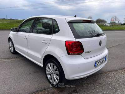 Volkswagen Polo Polo V 2013 5p 1.6 tdi Highline 90cv *139.000 KM* Bianco usata Inzago