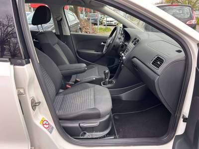 Volkswagen Polo Polo V 2013 5p 1.6 tdi Highline 90cv *139.000 KM* Bianco usata Inzago