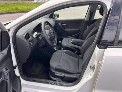 Volkswagen Polo Polo V 2013 5p 1.6 tdi Highline 90cv *139.000 KM* Bianco usata Inzago