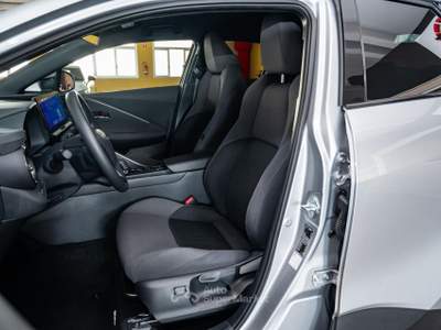 Toyota C-HR 1.8 hev Trend fwd e-cvt Argento usata Seveso