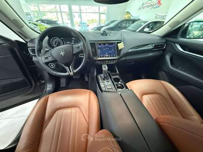 Maserati Levante Levante 2.0 mhev GT 330cv Grigio usata Foligno